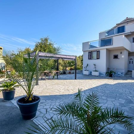 Apartments Visnja روغوزنيكا المظهر الخارجي الصورة