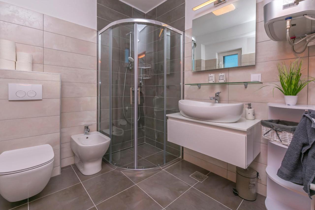 Apartments Visnja روغوزنيكا المظهر الخارجي الصورة